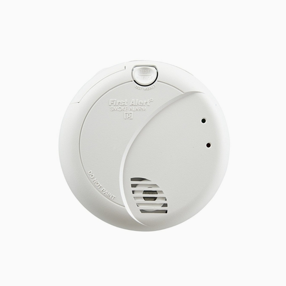 First Alert 3 Hardwired Smoke Detector with Photoelectric Sensor, New in Box
